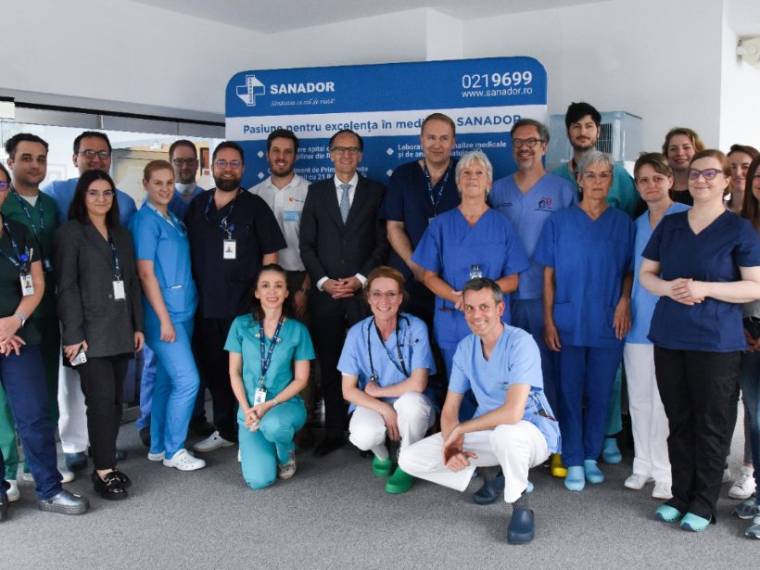 Echipa de chirurgie cardiovasculară